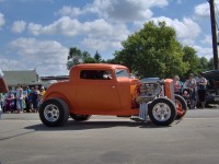 Parade48