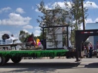 Parade68