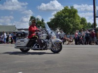 Parade73